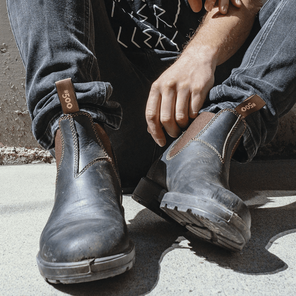 apple saddlery blundstone
