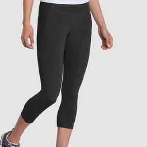 Kuhl Women's Skulpt Tight Kapri - Black