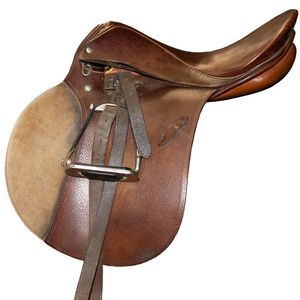 Used Stubben Siegfried All Purpose  Saddle 17"/Med - Brown  Consignment 94528