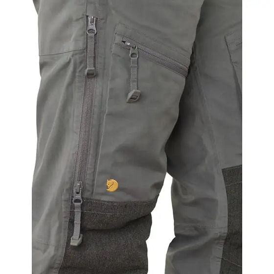 Fjallraven Bergtagen Stretch Trousers Bas Basalt - Welcome to Apple  Saddlery | www.applesaddlery.com | Family Owned Since 1972