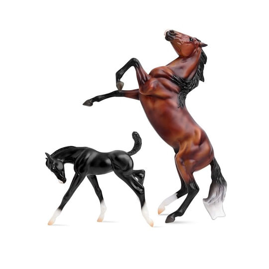 breyer-wild-and-free-horse-and-foal-set