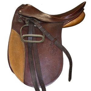 Used Stubben Tristan Dressage Saddle 17.5"/32cm - Brown