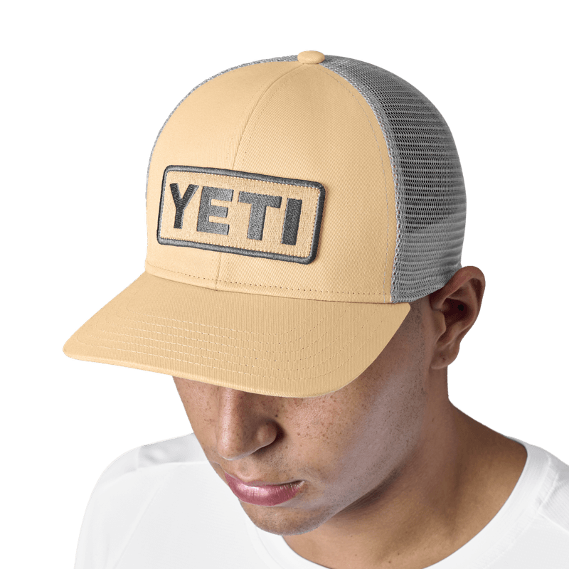 Yeti-Logo-Badge-Trucker-Hat---Salmon