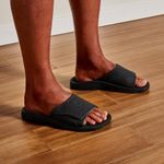 Olukai-Men-s-Nalu-Slide---Black