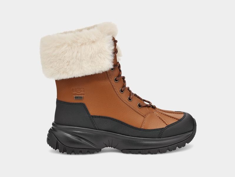 Ugg-Women-s-Yose-Fluff---Chestnut