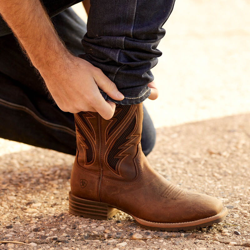 Ariat-Men-s-Hybrid-VentTEK---Distressed-Tan