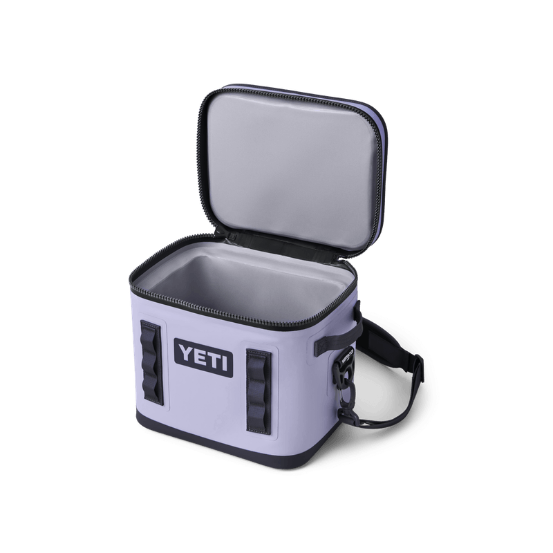 Yeti Rambler Beverage Bucket with Lid - Navy