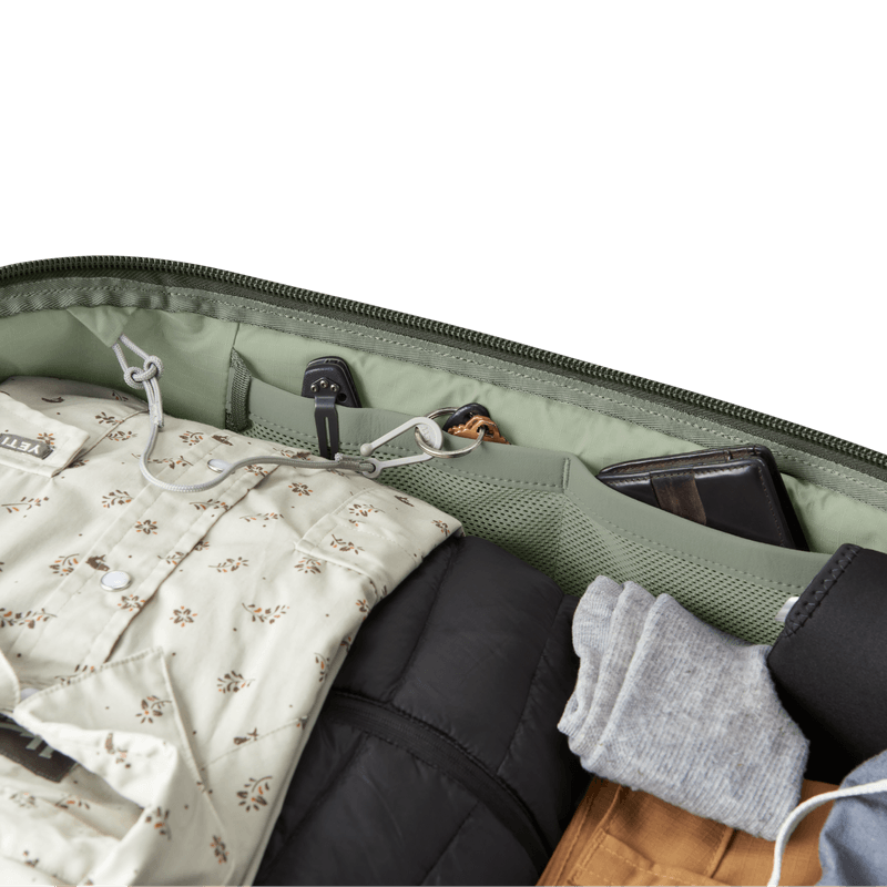 Yeti-Crossroads-40L-Duffel---Camp-Green