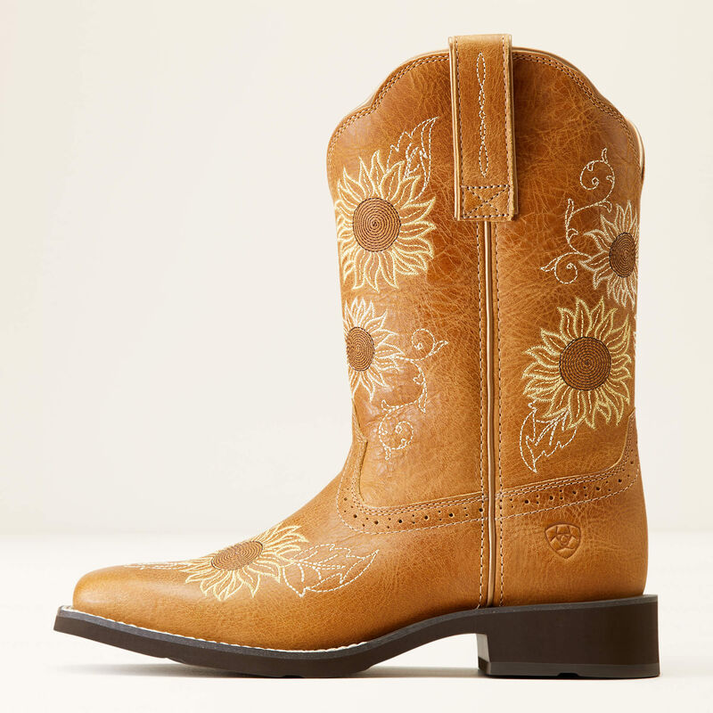 Ariat - Apple Saddlery