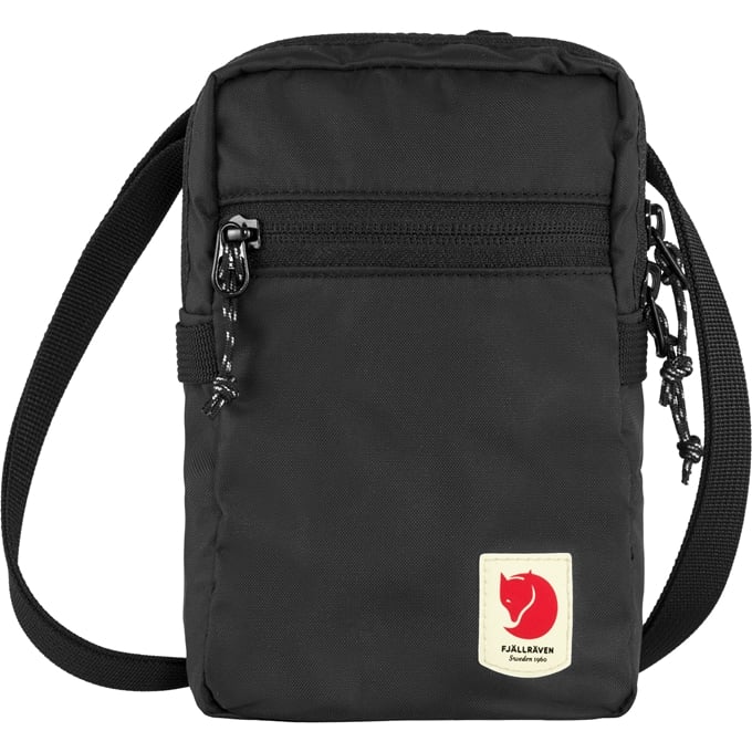 Fjallraven-High-Coast-Pocket---Black