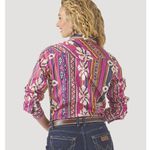 Wrangler-LW6590M-Back