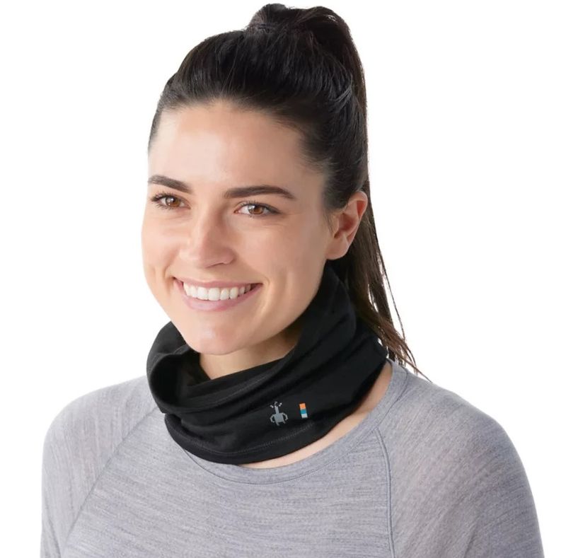 Smartwool-SW017048-001-model