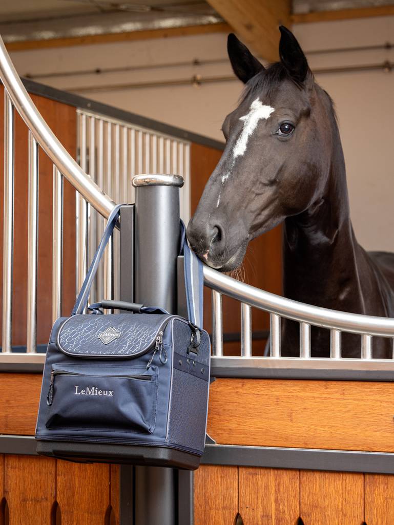 LeMieux-Pro-Grooming-Bag---Navy