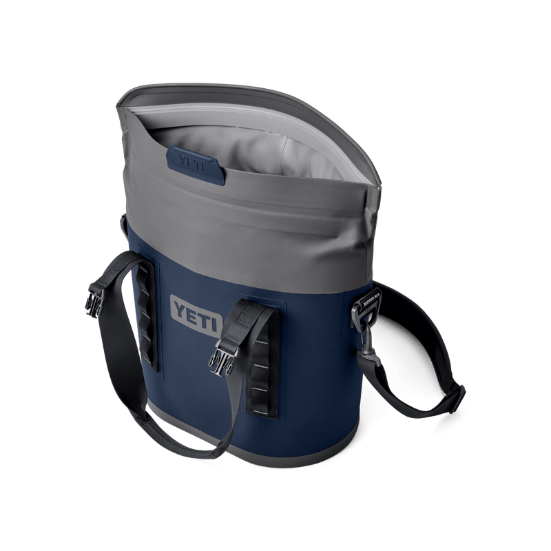 Yeti-M15-Soft-Cooler---Navy