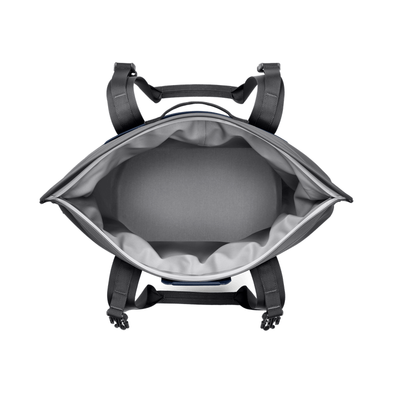Yeti-M15-Soft-Cooler---Navy