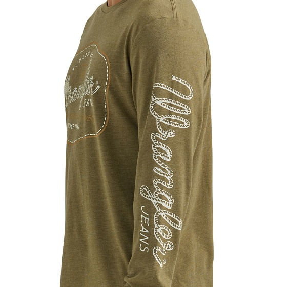Wrangler-112350077-Sleeve