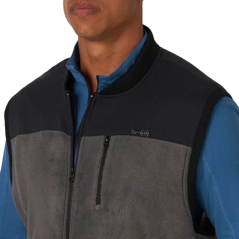 NSV35GR_BD01_SWBD_PRD-zipper