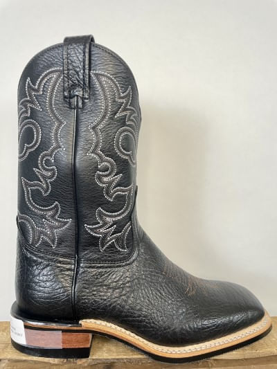Black bullhide boots hot sale
