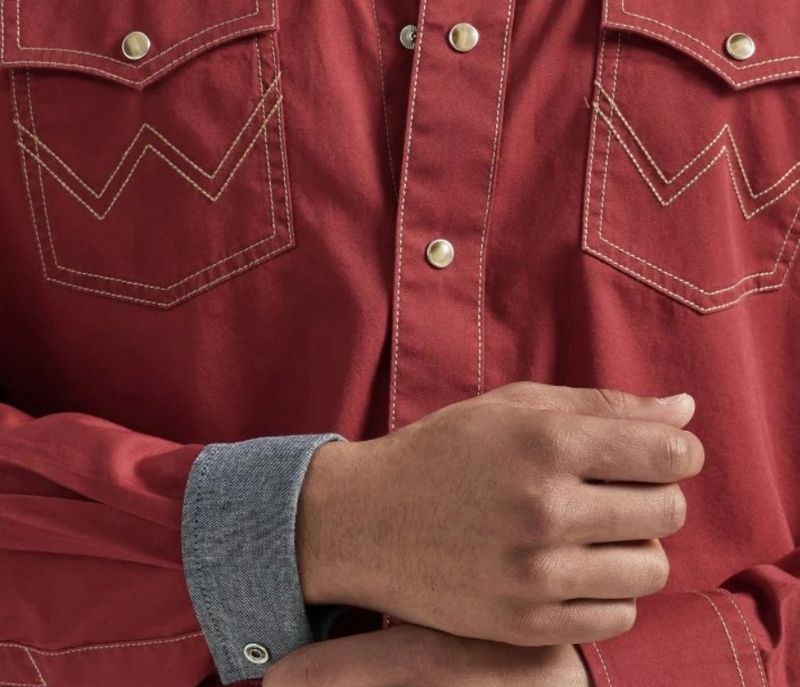 Wrangler-112346600-detail