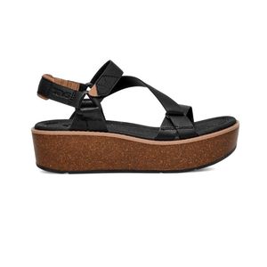 Teva Women's Madera Wedge Sandal - Black