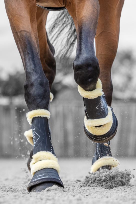 Motionflex-bell-fur-dressage-boot-bn-life