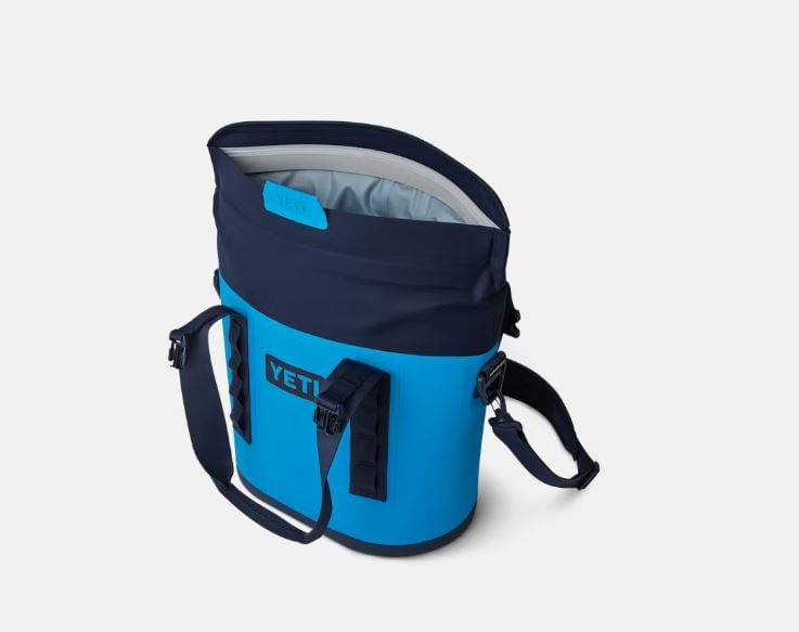 M15-Soft-Cooler-bwb-top