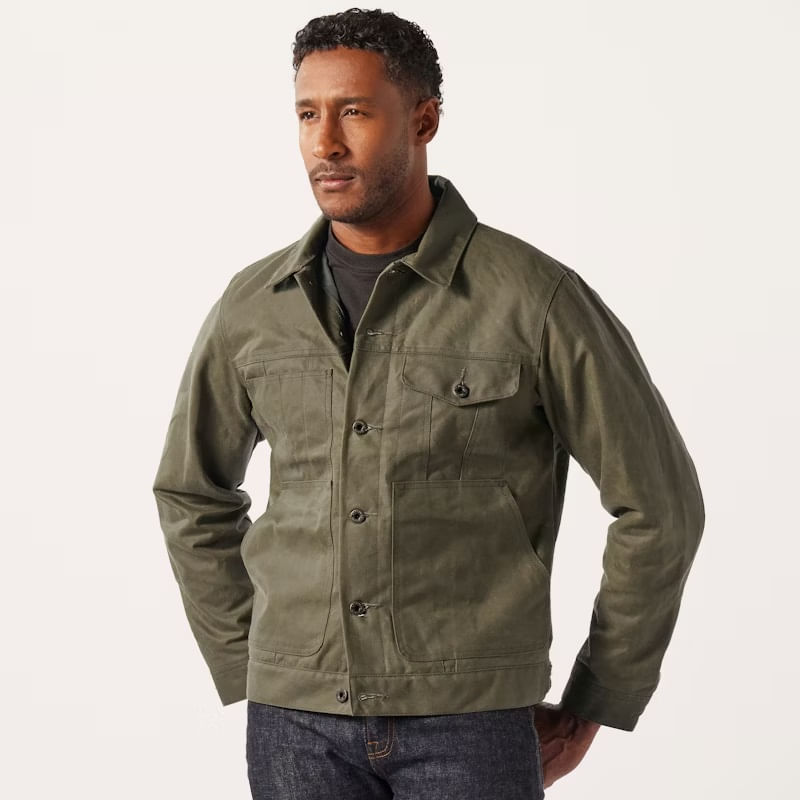 Filson-20232828-Military-Green-model