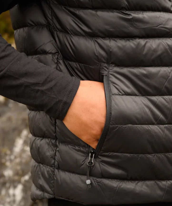 Mac-In-A-Sac-M-Alpine-Gilet-Blk-pocket