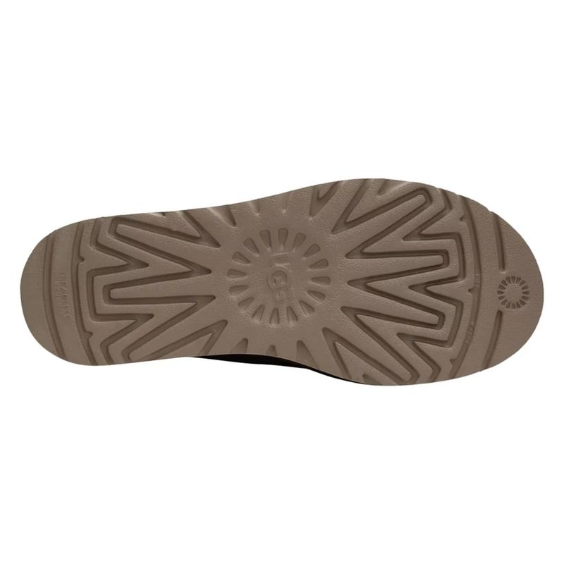 Ugg-1134991-CHE-sole