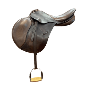 Used Courbette Close Contact Saddle 18"/M - Brown