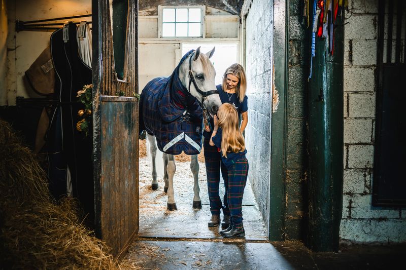 aabpv3-b5rg-akbp92-b5r9-cyhp01-b5rg-kyhp01-b5rg-rhino-plus-turnout-250g-vari-layer-rhino-plus-pony-turnout-250g-vari-layer-horseware-holiday-pj-set-womens-childs--19-