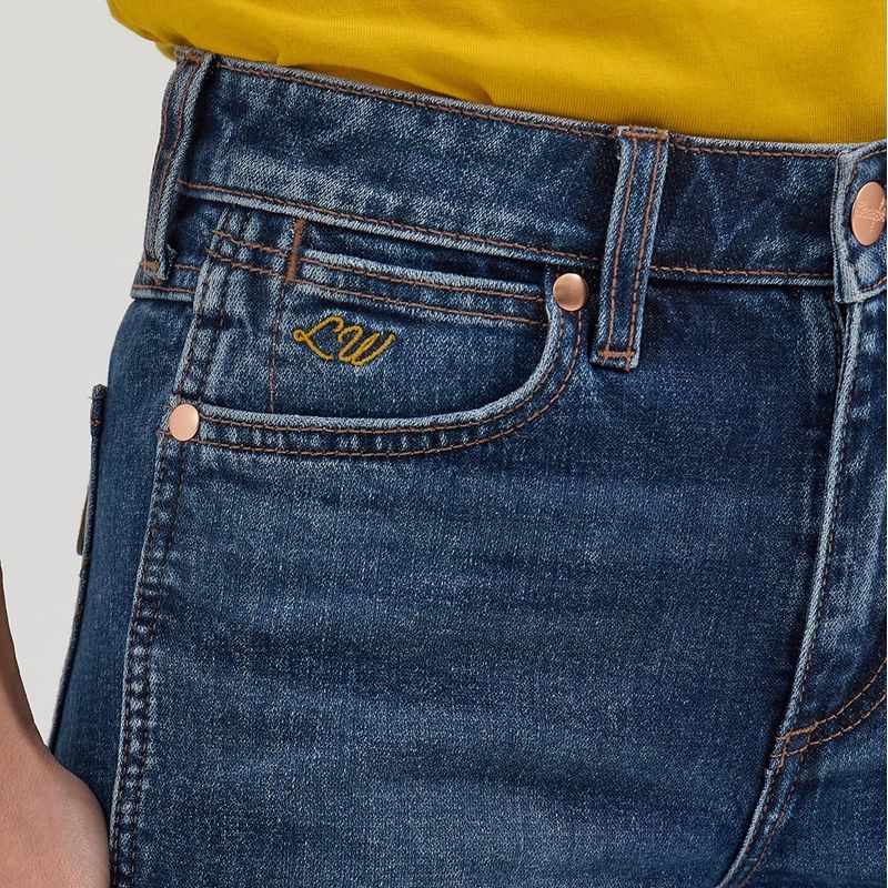 Wrangler-112360614-detail