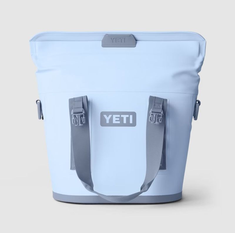 Yeti Hopper M15 front.jpg