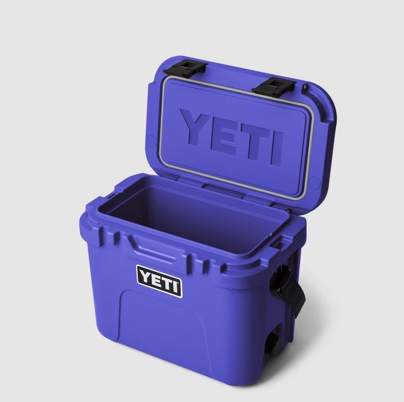 Yeti 70000003801 OPEN.jpg