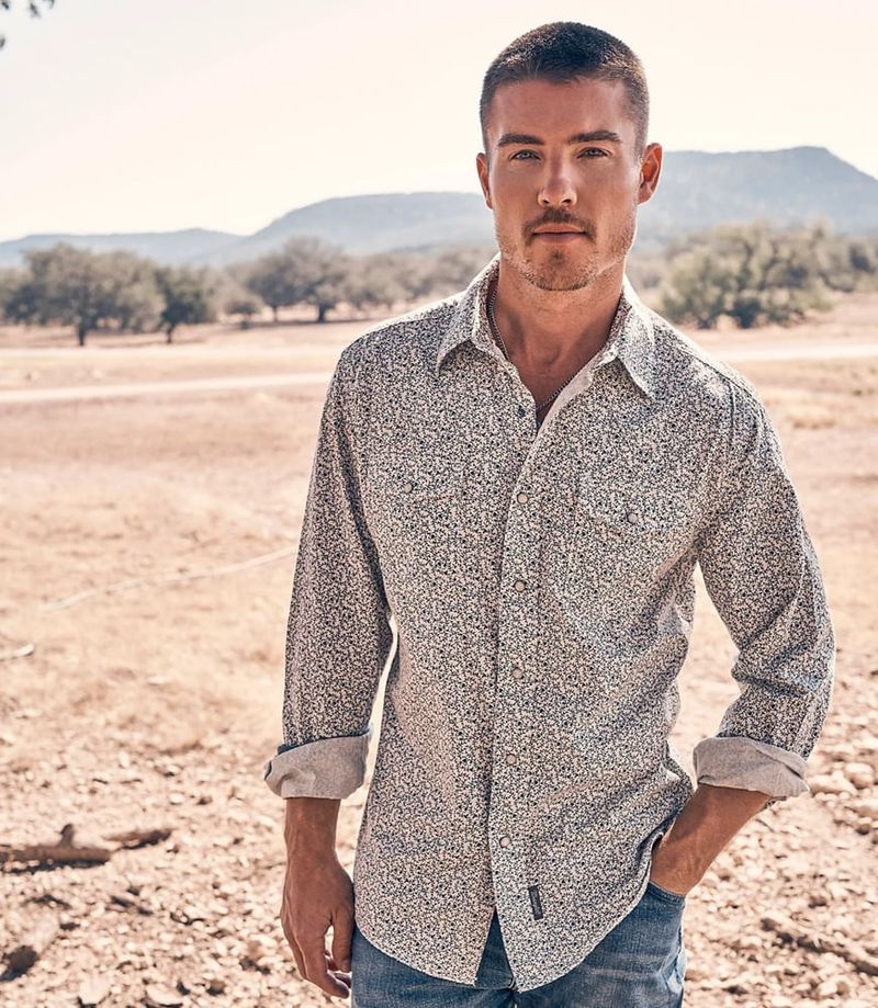 Wrangler-112359912-a.jpg