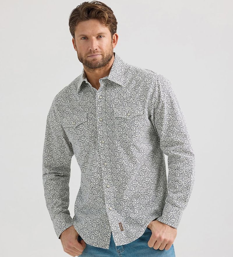Wrangler-112359912-b.jpg