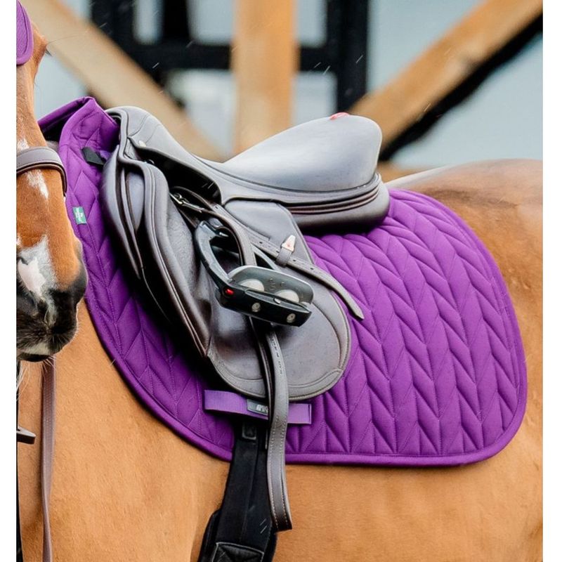 amigo-close-contact-saddle-pad-winterberry