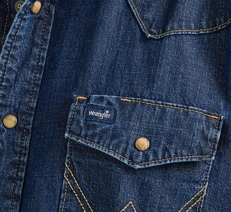 Wrangler-112361700-d.jpg