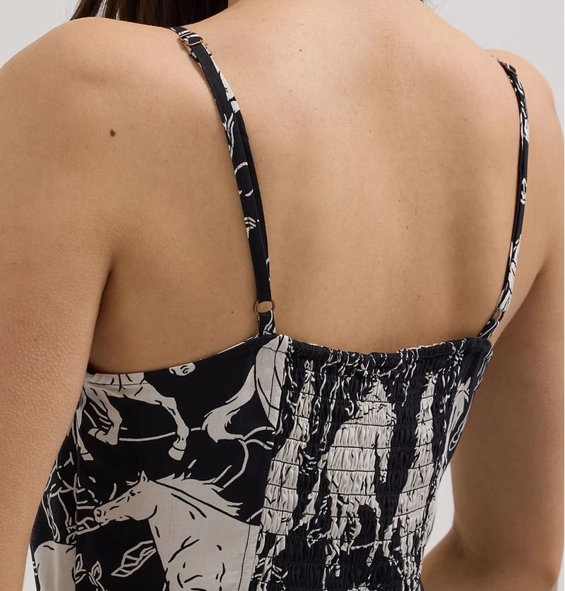 Wrangler-112364414-c.jpg