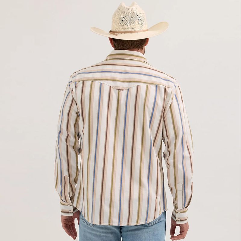 Wrangler-112365630-b.jpg