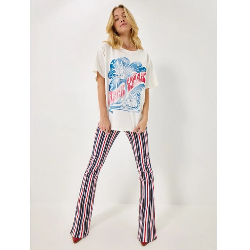 wrangler-lainey-wilson-heck-yeah-tee