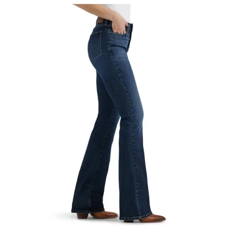wrangler-bespoke-high-rise-boot-cut-jean-lacey-3