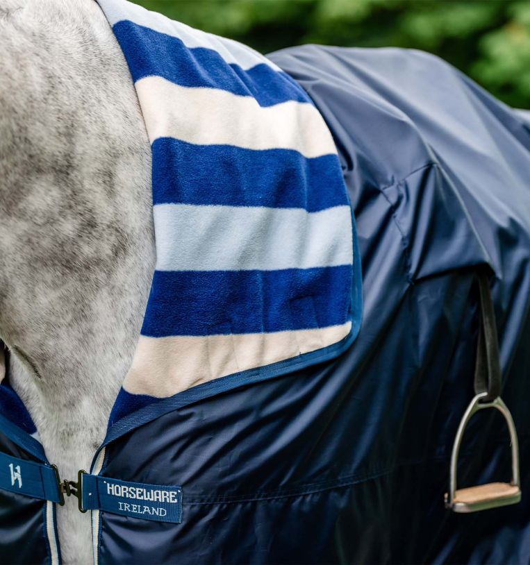 aehrsf-vrkb-horseware-newmarket-rain-sheet-navy-material-detail_smjadvltcdvegcfk.jpg