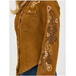 wrangler-lainey-wilson-embroidered-utility-jacket-6
