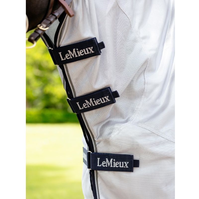 lemieux-ride-on-fly-rug-2