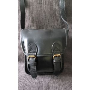 Keldon Leather Messenger Bag - Black