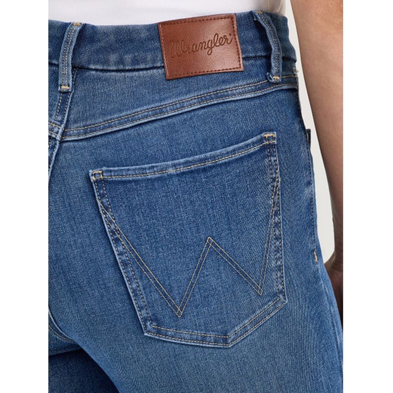 wrangler-bespoke-high-rise-flare-jean-elsie-4