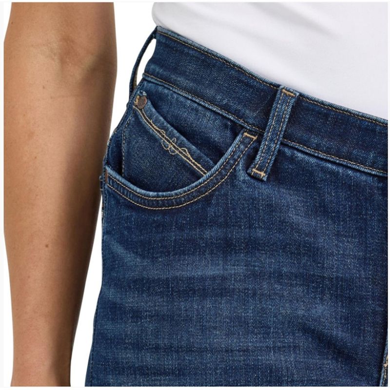 wrangler-willow-mid-rise-bootcut-jean-andrea-4