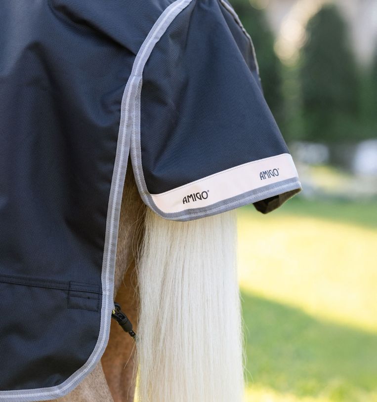 aaoal0-kji0-amigo-1200d-turnout-0g-black-back-view22