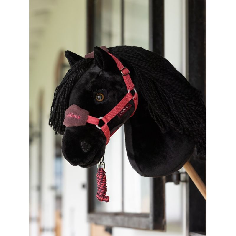 lemieux-hobby-horse-vogue-halter-cranberry-2